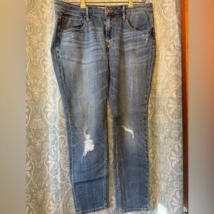 Vigoss Women's Light Blue Straight Leg Jeans